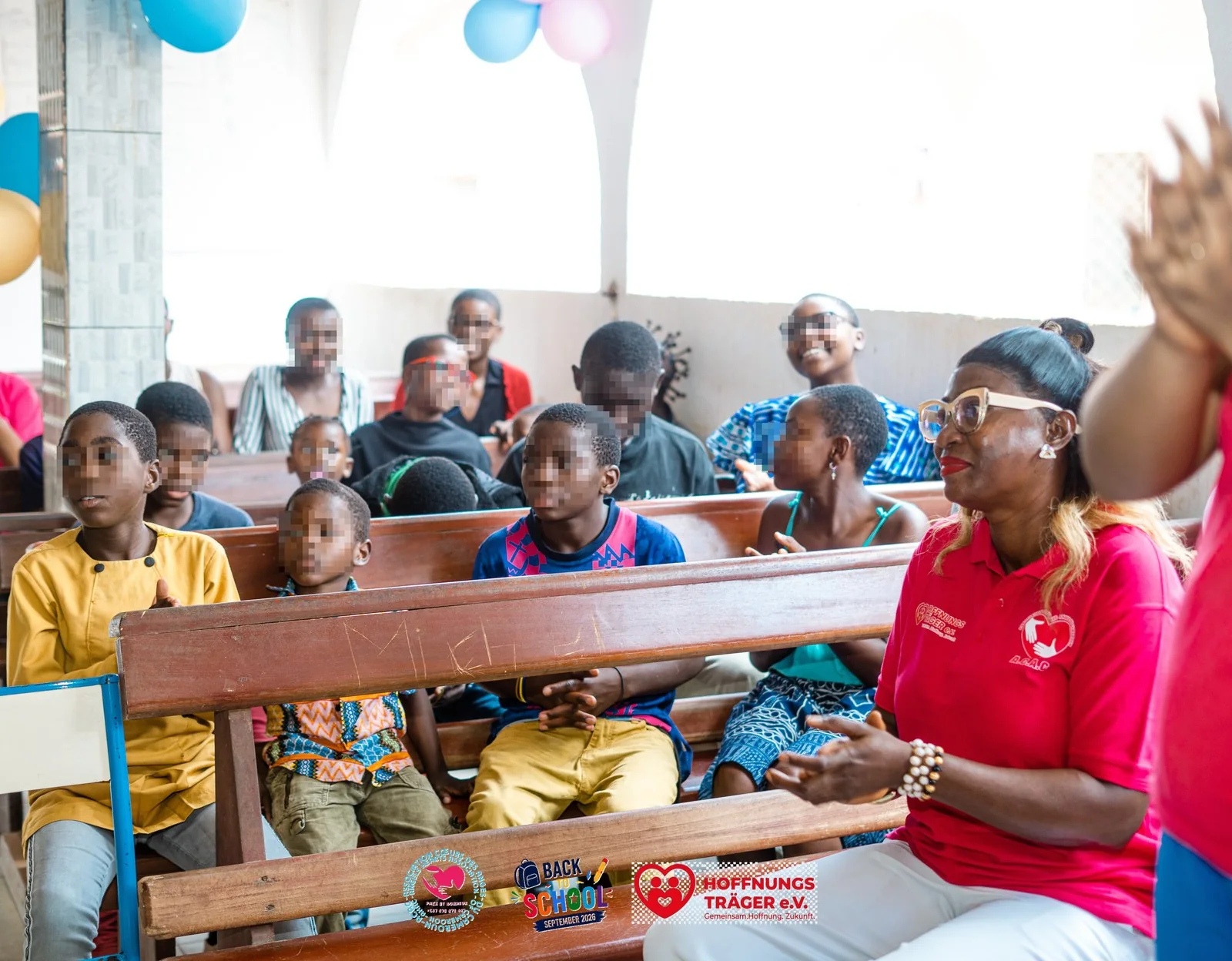 Gemeinsam bei der Veranstaltung in Yaoundé.